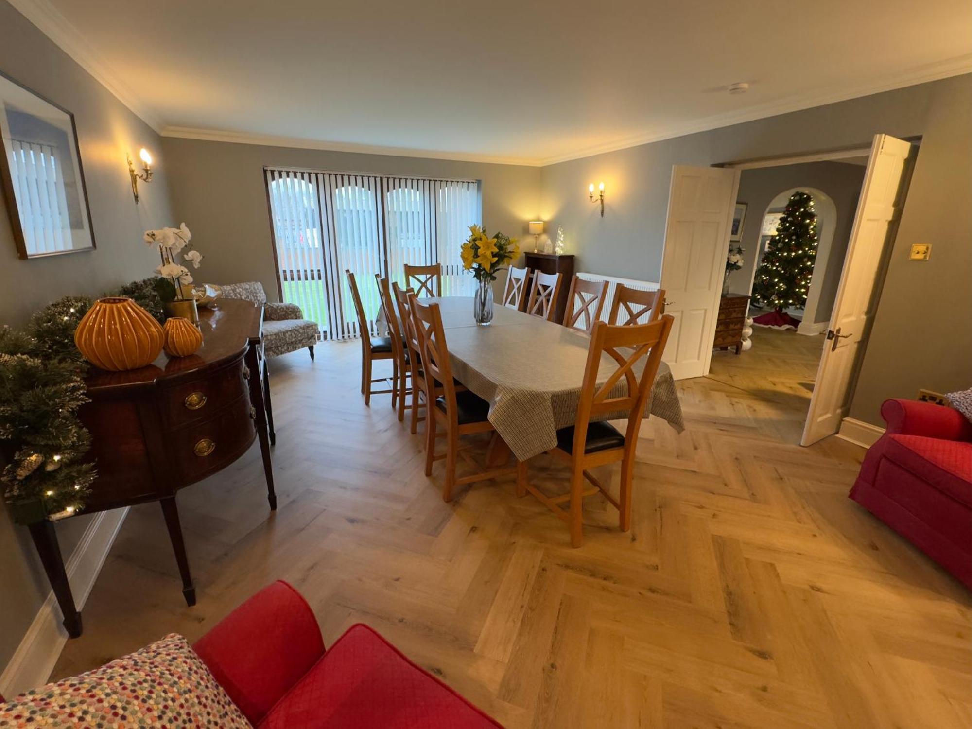 Vast, Elegant Home With Indoor Pool & Sauna Near Popular Golf Course 킹스턴 외부 사진